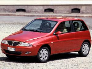 Lancia Y '2000